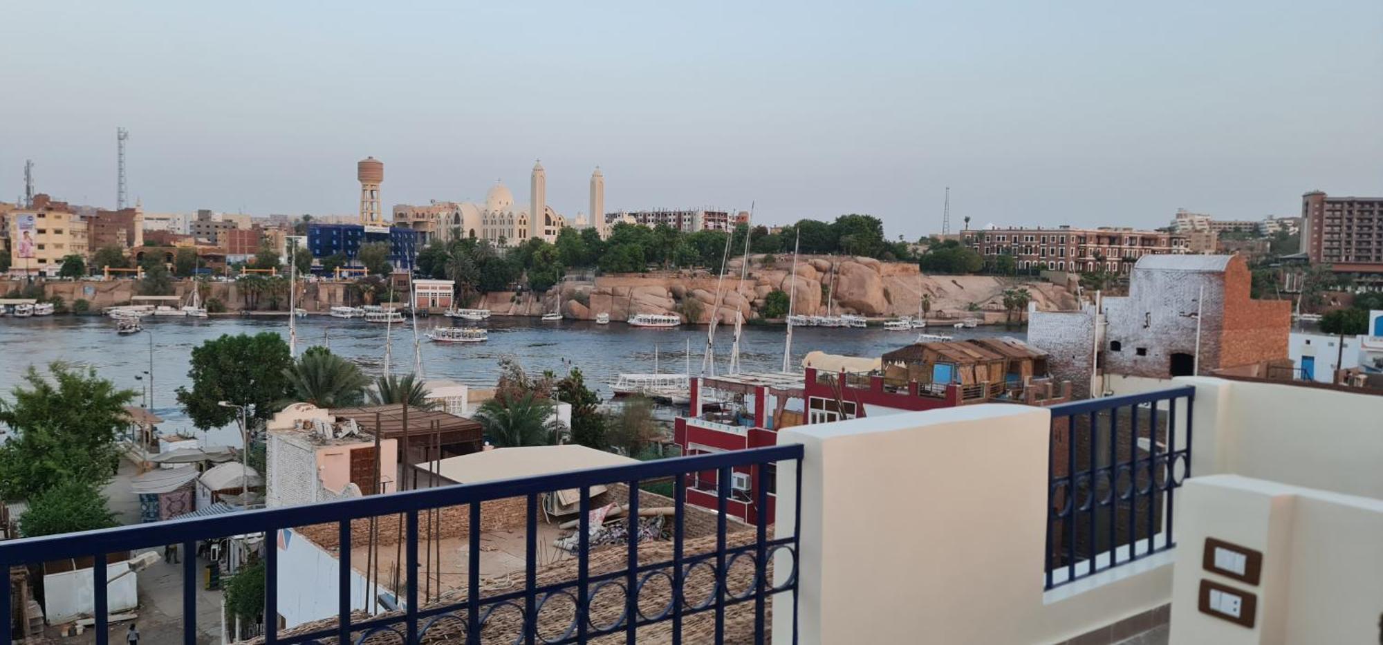 فندق Fadl Kato أسوان المظهر الخارجي الصورة